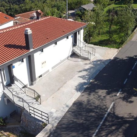 Apartments Ema Lovran Bagian luar foto